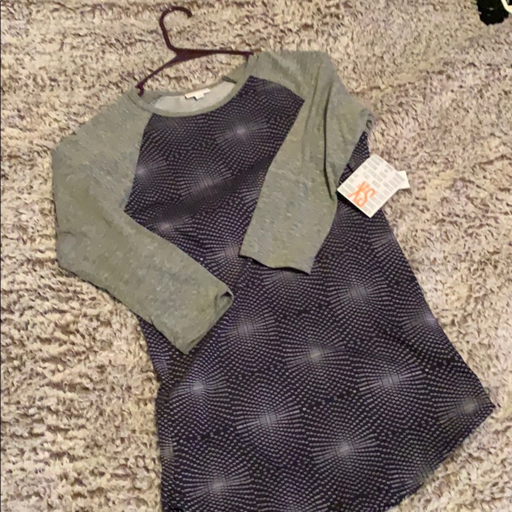 Quarter sleeve lularoe